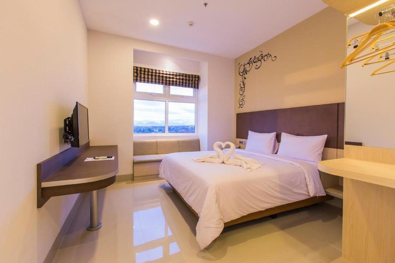 Sparks Odeon Sukabumi, Artotel Curated Luaran gambar