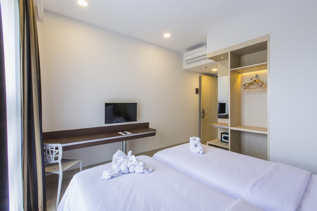 Sparks Odeon Sukabumi, Artotel Curated Luaran gambar