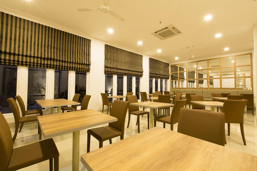 Sparks Odeon Sukabumi, Artotel Curated Luaran gambar